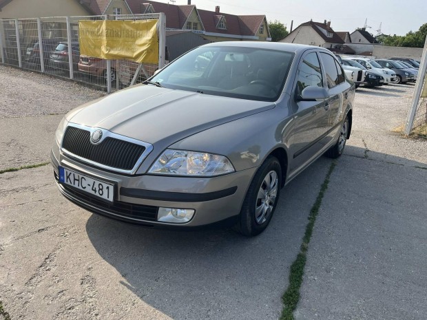Skoda Octavia 1.6 Ambiente