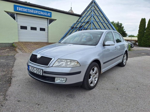 Skoda Octavia 1.6 Ambiente Magyarországi 223520...