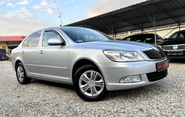 Skoda Octavia 1.6 Ambiente Magyarorszgi/Megkm...