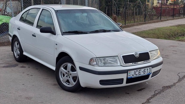 Skoda Octavia 1.6 Ambiente Magyarorszgi!