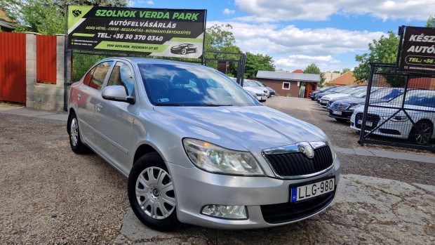 Skoda Octavia 1.6 Business