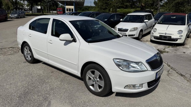 Skoda Octavia 1.6 CR TDI Ambiente DPF Alkalmi V...