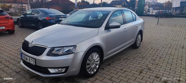 Skoda Octavia 1.6 CR TDI Ambition magyar vezete...