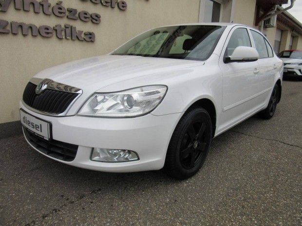 Skoda Octavia 1.6 CR TDI Elegance DPF DSG Tempo...