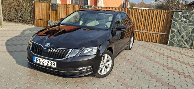 Skoda Octavia 1.6 CR TDI Style DSG Gy�ny�r� �ll...