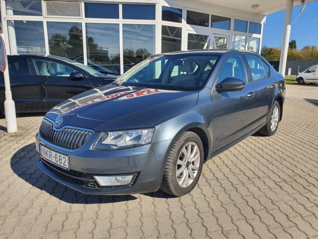 Skoda Octavia 1.6 CR TDI Style DSG magyar. szp...