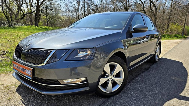 Skoda Octavia 1.6 CR TDI Style Mo-i Szervizköny...