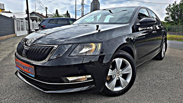 Skoda Octavia 1.6 CR TDI Style Mo-i Szervizköny...