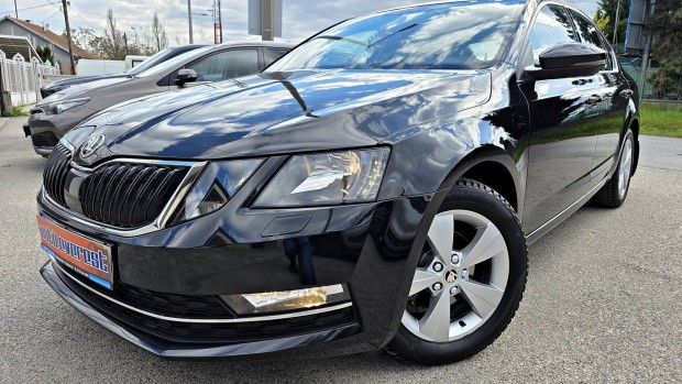Skoda Octavia 1.6 CR TDI Style Mo-i Szervizköny...