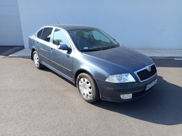 Skoda Octavia 1.6 Classic Magyaro-i