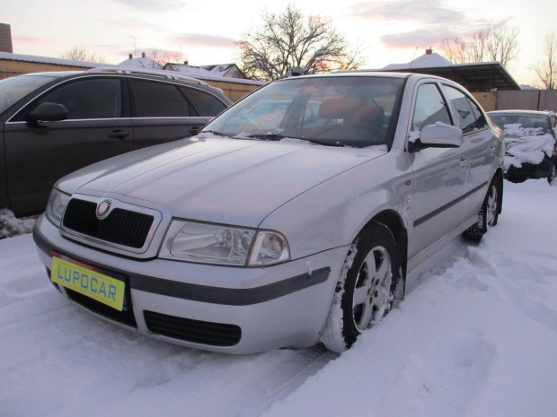 Skoda Octavia 1.6 Elegance (Automata) Benzin-G�...