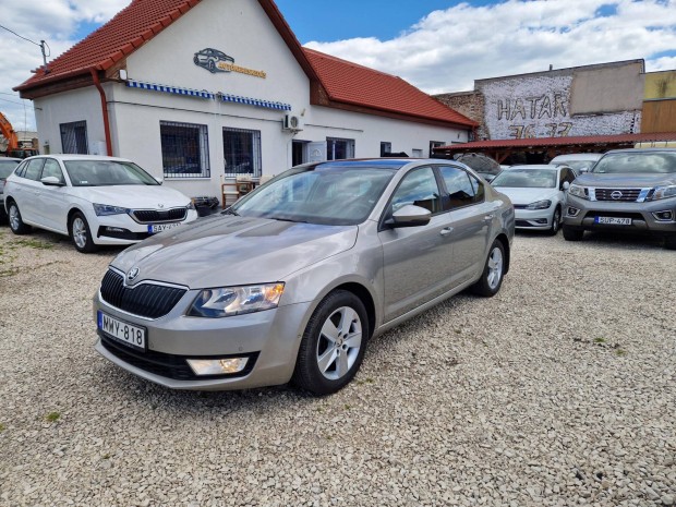 Skoda Octavia 1.8 TSI Style Euro 6 Jól Felszere...