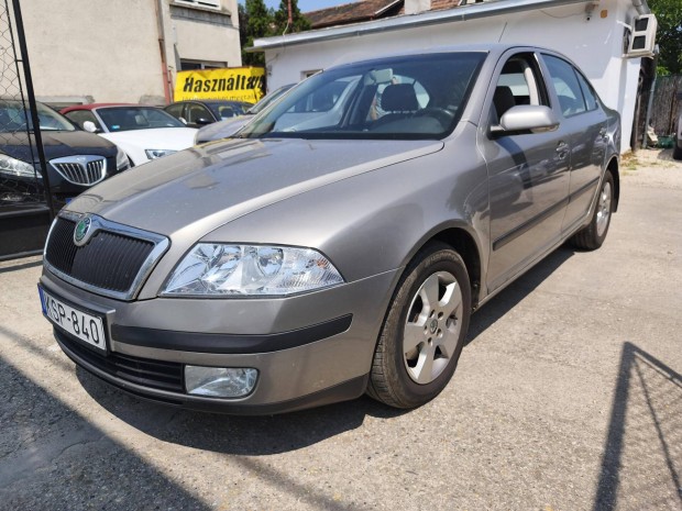 Skoda Octavia 1.9 PD TDi Classic Szervíz számlá...