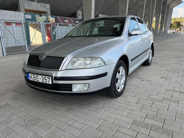 Skoda Octavia 1.9 PD TDi Elegance Digitklíma.8...