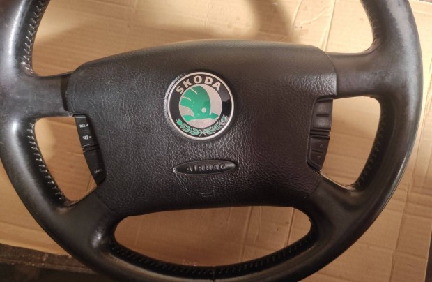 Skoda Octavia 1 b�r korm�ny �s l�gzs�k elad�