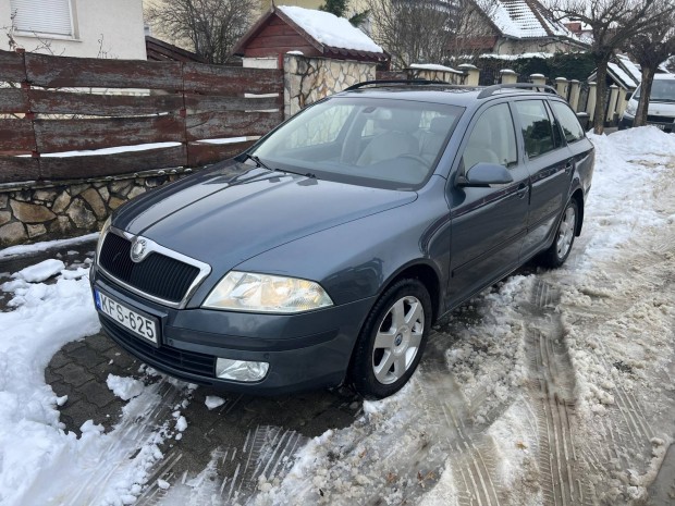 Skoda Octavia 2.0 FSI Elegance Tiptronic ic M.o...