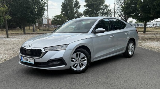 Skoda Octavia 2.0 TDI SCR Ambition Első Tulajdo...