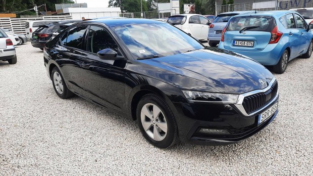 Skoda Octavia 2.0 TDI SCR Ambition Mo-i 1Tul.Sé...