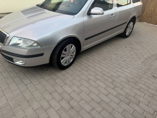 Skoda Octavia 2 Bxe Bkc alkatrszek 