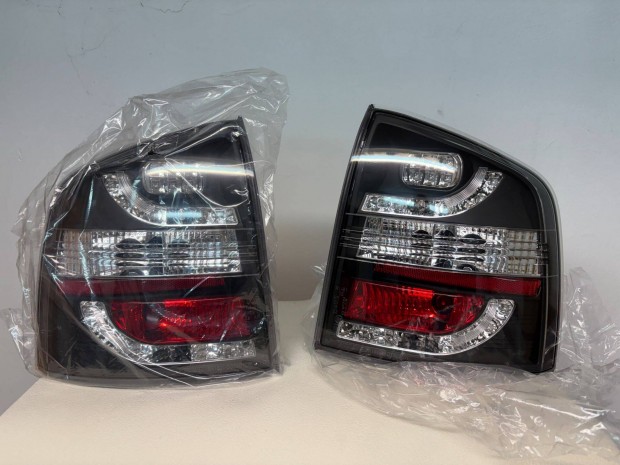 Skoda Octavia 2 Kombi 03.04- ledes hátsó lámpa
