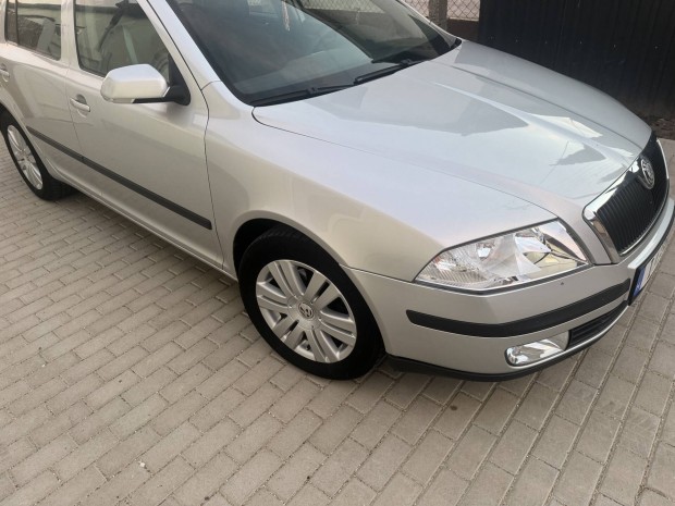 Skoda Octavia 2 alkatrészek