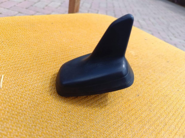 Skoda Octavia 3 5E navigációs antenna
