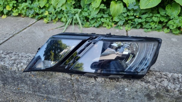 Skoda Octavia 3 III Facelift Bal els fnyszr 5E1941015C