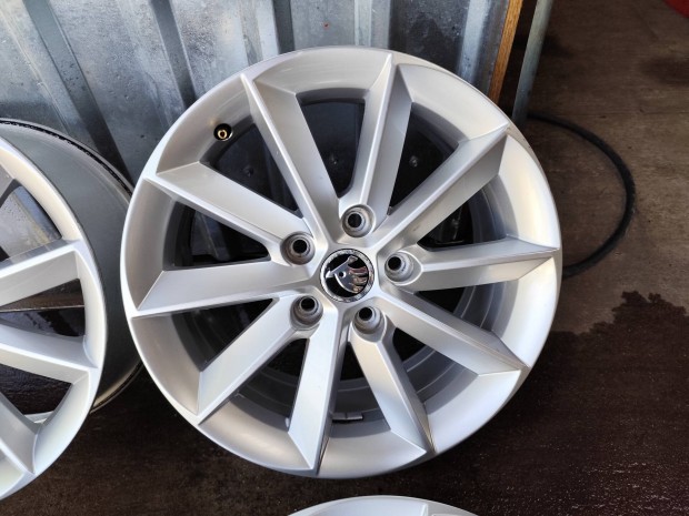 Skoda Octavia 3 gyri alufelni 5x112 16"