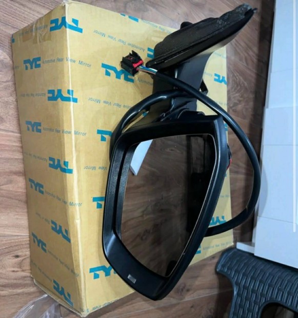 Skoda Octavia 3 jobb oldali visszapillant�