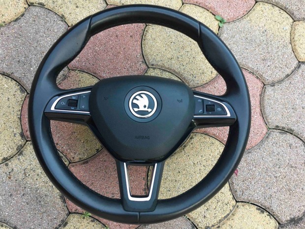 Skoda Octavia 3 multikormny