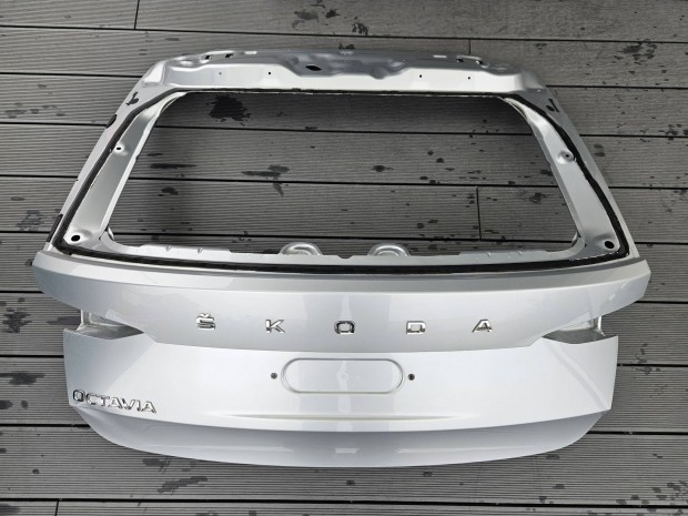 Skoda Octavia 4 kombi csomagt�rajt� 