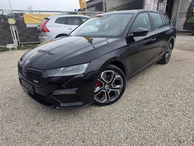 Skoda Octavia Combi 1.4 TSI phev RS DSG LED NAV...