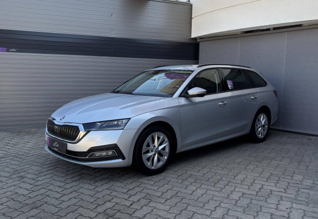 Skoda Octavia Combi 1.5 TSI ACT Style Garanci�val!