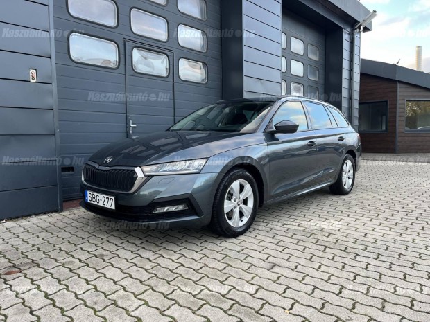 Skoda Octavia Combi 1.5 TSI ACT Style Szervizk�...