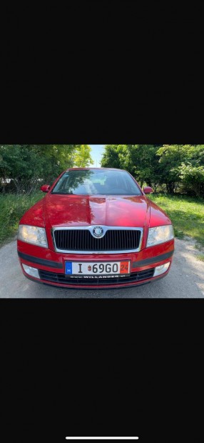 Skoda Octavia Combi 1.6 Ambiente Kevés kilométe...