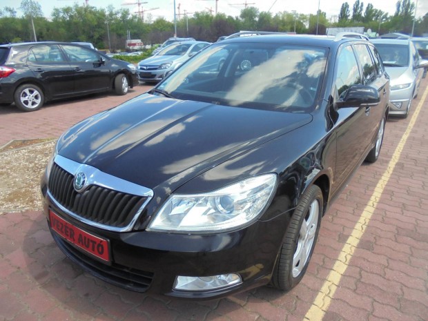 Skoda Octavia Combi 1.6 Ambiente T RADAR Alufel...