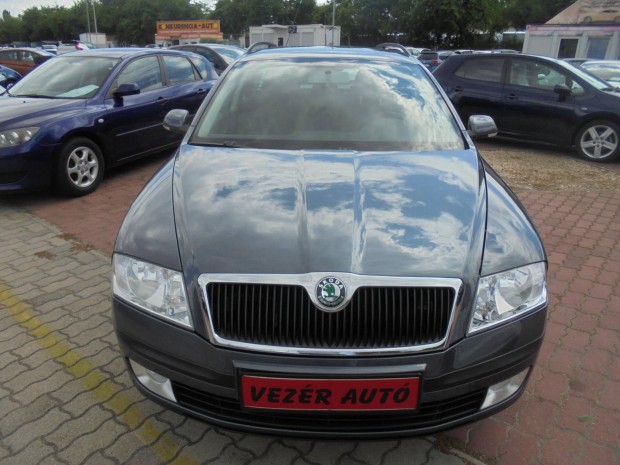 Skoda Octavia Combi 1.6 Business Első Hátsó Űlé...
