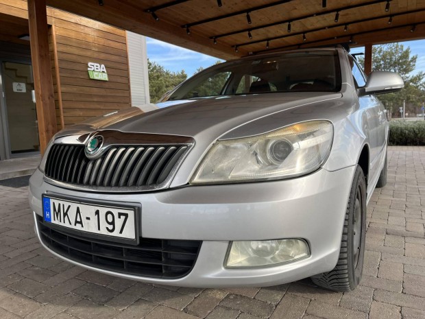 Skoda Octavia Combi 1.6 CR TDI Active DPF Azonn...