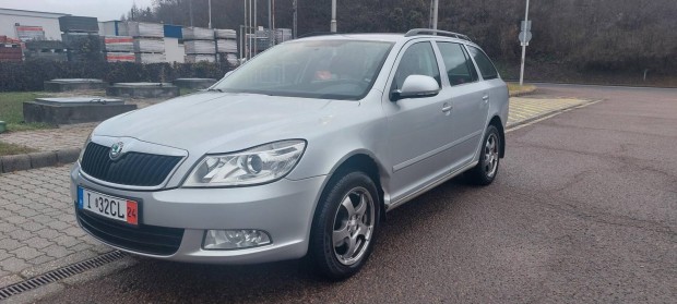 Skoda Octavia Combi 1.6 CR TDI Ambition 4x4 Kül...