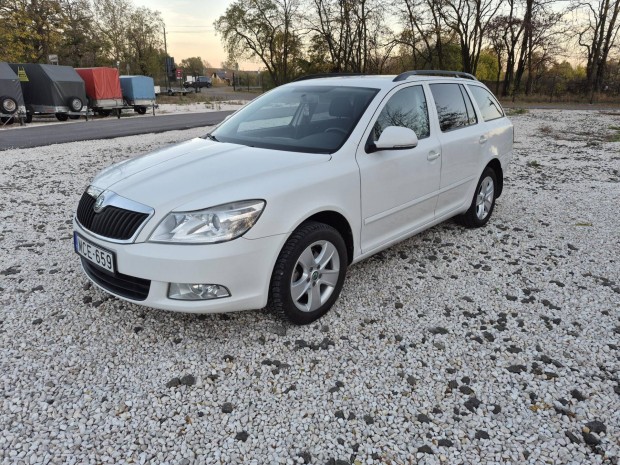 Skoda Octavia Combi 1.6 CR TDI Ambition DPF