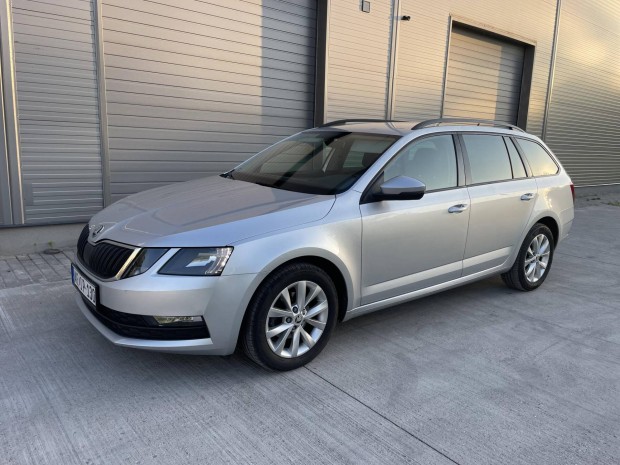 Skoda Octavia Combi 1.6 CR TDI Ambition DSG 2.T...
