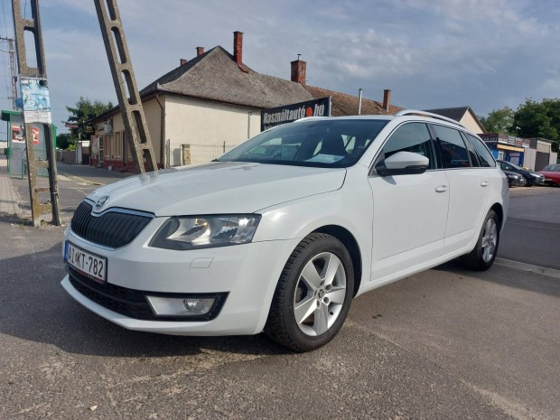Skoda Octavia Combi 1.6 CR TDI Ambition DSG 7 N...