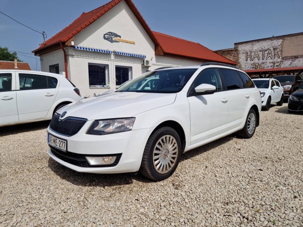 Skoda Octavia Combi 1.6 CR TDI Ambition Magyaro...