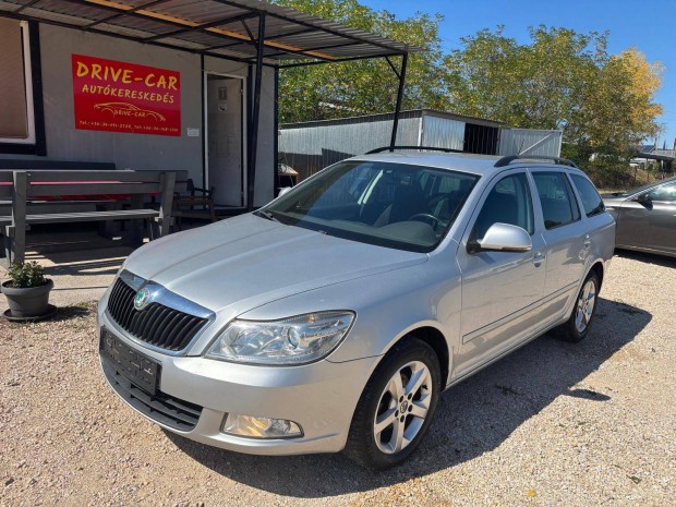 Skoda Octavia Combi 1.6 CR TDI Classic DSG DPF...