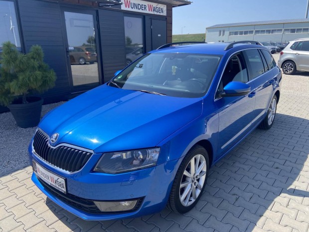 Skoda Octavia Combi 1.6 CR TDI Elegance Navi.Ül...