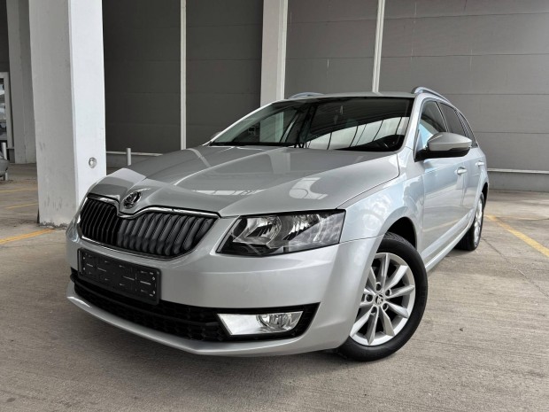 Skoda Octavia Combi 1.6 CR TDI Elegance !! Megk...
