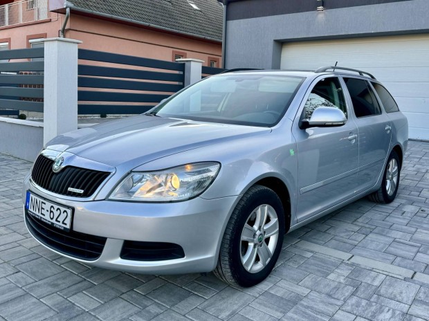 Skoda Octavia Combi 1.6 CR TDI Greenline Navig...