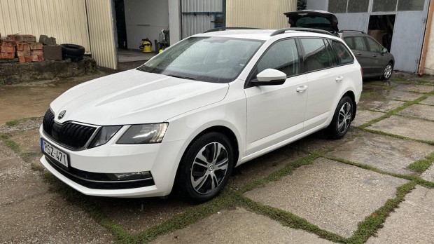 Skoda Octavia Combi 1.6 CR TDI Style Alkalmi V...