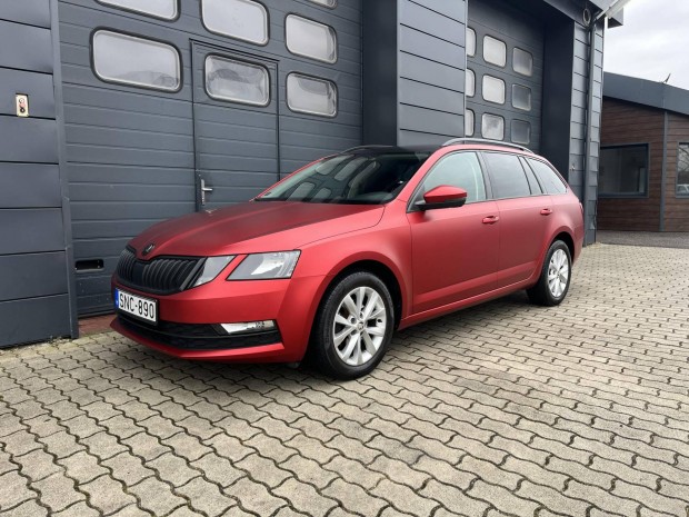 Skoda Octavia Combi 1.6 CR TDI Style Szervizelt...