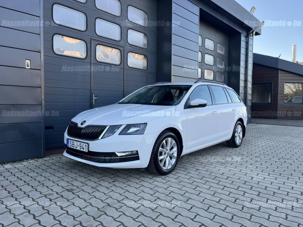 Skoda Octavia Combi 1.6 CR TDI Style Szervizk�n...